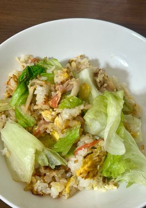 シャキシャキおいしい♪レタスチャーハン-レシピのメイン写真