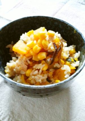 かぼちゃとコーンの炊き込みご飯♪-レシピのメイン写真