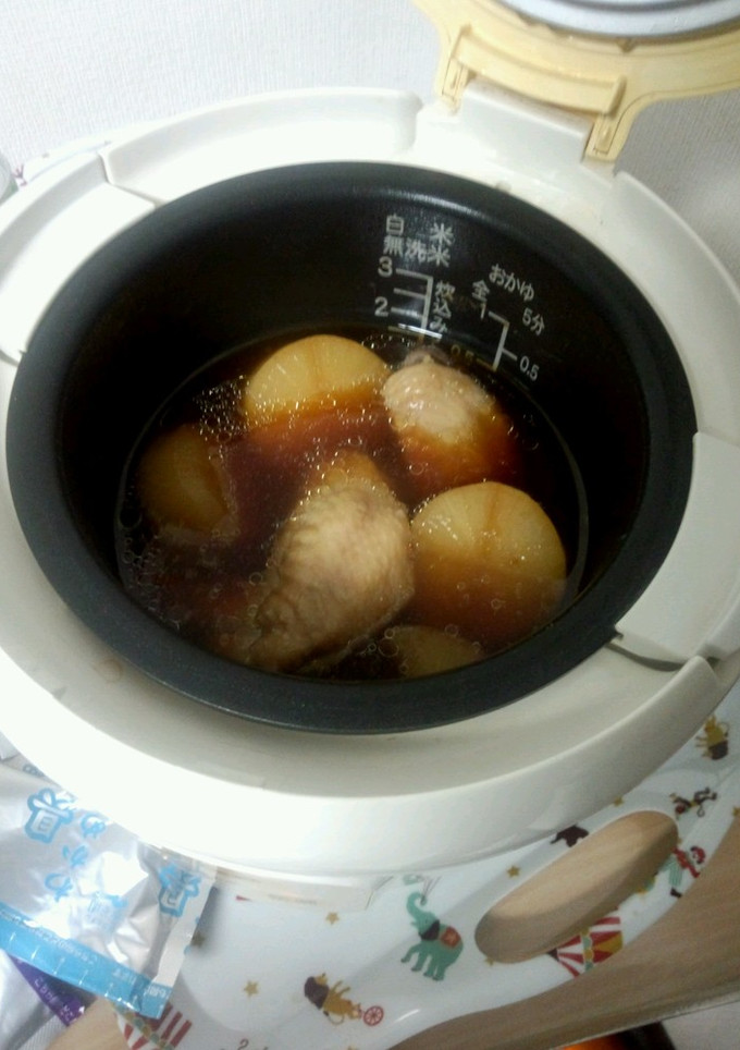 炊飯器と手羽先と大根-レシピのメイン写真
