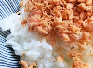 手作り鮭フレーク: ふりかけ、オニギリに-レシピのメイン写真