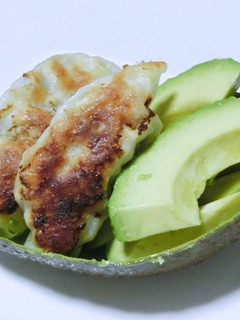 アボカド餃子ココット-レシピのメイン写真