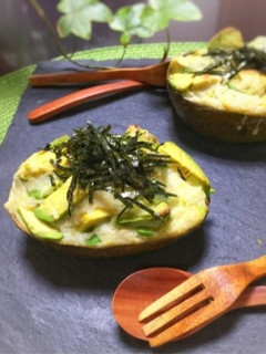 和でヘルシー♪アボカドと長芋ココット-レシピのメイン写真