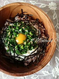 ニラ塩だれで美味しい❤ニラとろろ丼-レシピのメイン写真