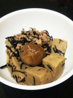 高野豆腐とひじきのそぼろ煮-レシピのメイン写真