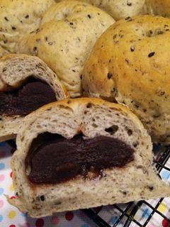 HB☆生地!豆腐ちぎりパン♪胡麻あんパン-レシピのメイン写真