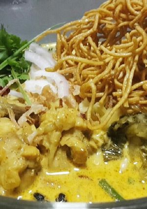 タイ北の地方ご当地グルメ　カオソーイカイ-レシピのメイン写真