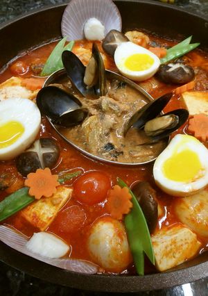 お手軽サバ缶の、豪快豆腐トマト鍋なのです-レシピのメイン写真