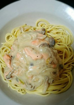 サーモンときのこの豆乳クリームパスタ-レシピのメイン写真