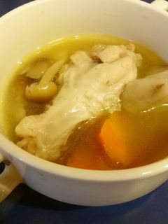 れんこんたっぷり♡根菜手羽元スープ-レシピのメイン写真