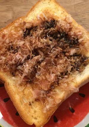 かつおぶしバター醤油トースト-レシピのメイン写真