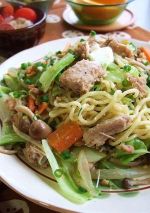 鮭の水煮缶で☆ちゃんちゃん焼きそば！-レシピのメイン写真
