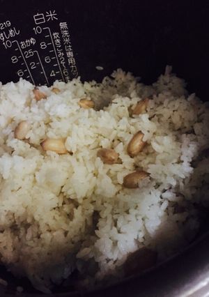 豆好きにおすすめ落花生ごはん-レシピのメイン写真