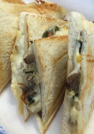 ホットサンド☆チャプチェキムチーズ-レシピのメイン写真