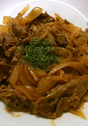 牛肉と 玉ねぎの ケチャップ炒め-レシピのメイン写真