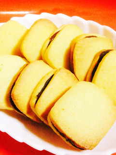 贅沢!生チョコサンドクッキー!(白)-レシピのメイン写真