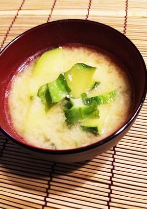 じゃがいも・ズッキーニ・四角豆の味噌汁♪-レシピのメイン写真