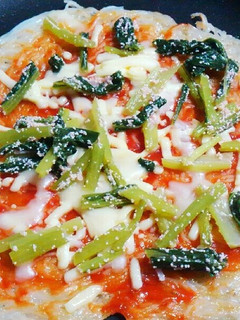 素麺の残りで軽食☆素麺煎餅ラップピザ☆-レシピのメイン写真
