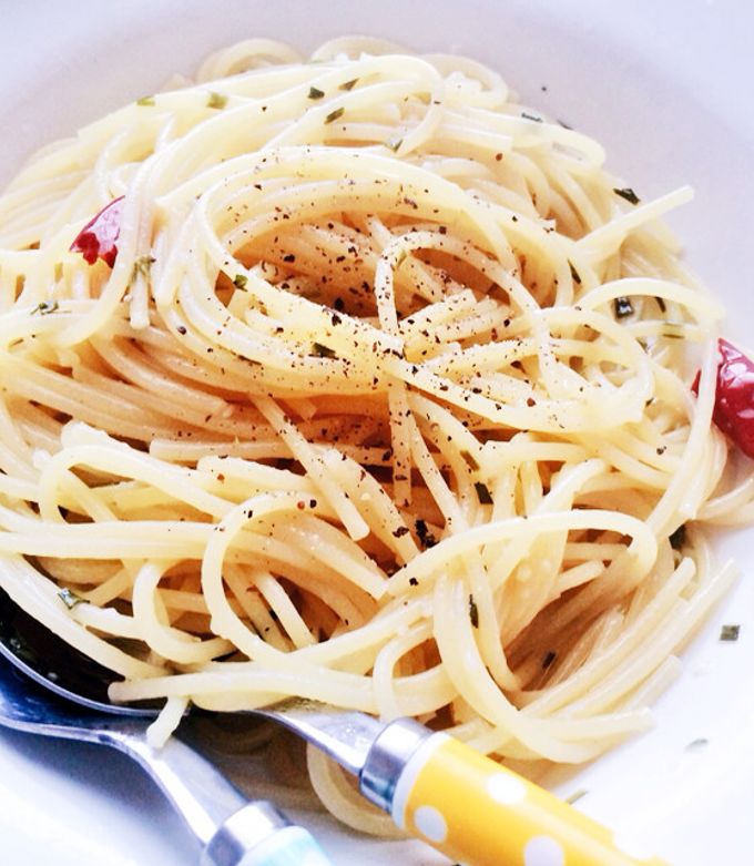 ニンニクだけの単純ペペロンチーノ by クックUQ91XZ☆ 【クックパッド
