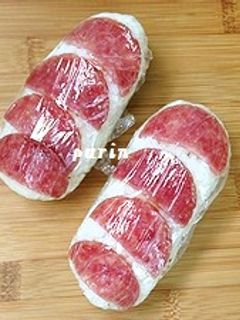 サラミのスティックおにぎり-レシピのメイン写真