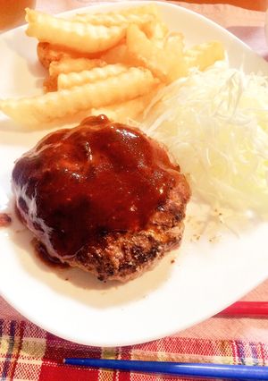 ファミレスのようなハンバーグ-レシピのメイン写真