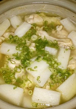 鶏手羽元と長芋の美肌スープ-レシピのメイン写真
