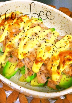 簡単♡アボカドのツナマヨチーズ焼き-レシピのメイン写真