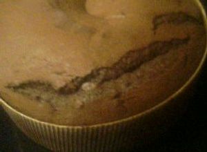 チョコレートホイップでケーキ-レシピのメイン写真