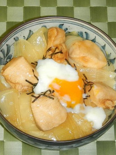 胸肉と温玉の再会丼-レシピのメイン写真