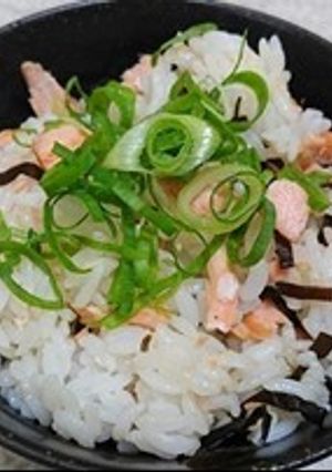 秋鮭の混ぜご飯-レシピのメイン写真