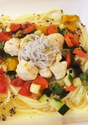 犬ごはん☆「モロヘイヤと鶏肉のパスタ」-レシピのメイン写真