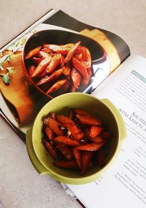 Sauteed CARROTS-レシピのメイン写真