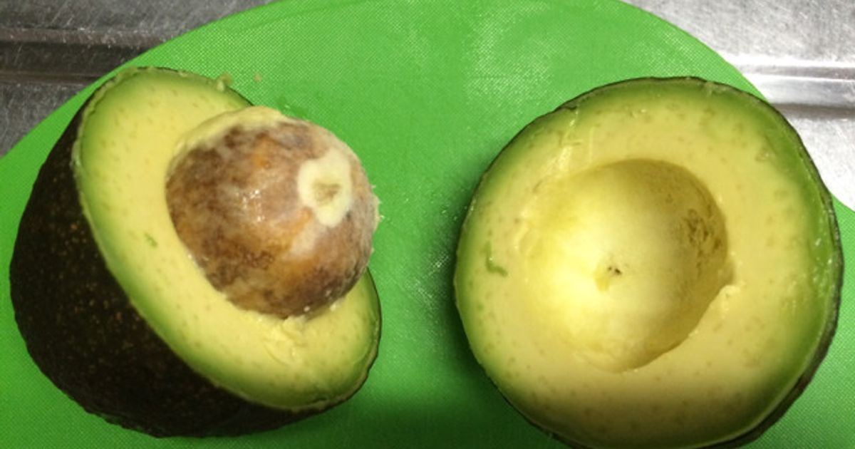 熟れたアボカドの見分け方、皮の剥き方 by orangerz 【クックパッド