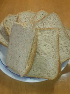 HB★ごまごま食パン-レシピのメイン写真