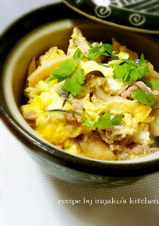 きのこと豚肉の卵とじ丼ぶり(他人丼）-レシピのメイン写真