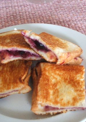 クリチ＆ジャムの甘ーい♥ホットサンド-レシピのメイン写真