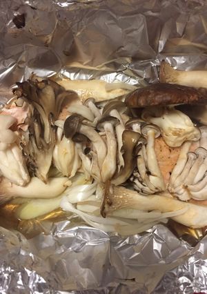 きのこたっぷりサーモンのホイル焼き-レシピのメイン写真
