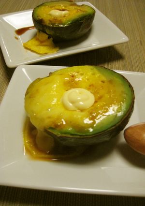 材料3つ★レンジで作るアボカドココット-レシピのメイン写真