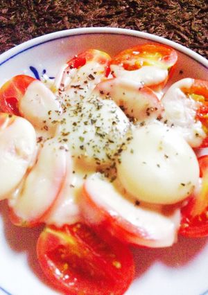 レンジでチン♪小腹空いたよトマト-レシピのメイン写真