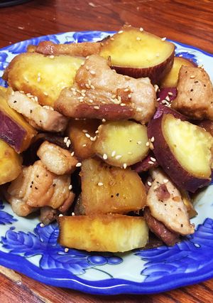 豚バラとサツマイモの甘辛炒め煮-レシピのメイン写真