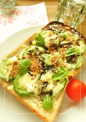 バジル香る❀うす塩ゴーヤの和トースト-レシピのメイン写真