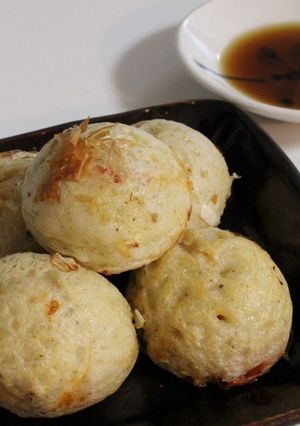 そばつゆで頂くトマトいか姿フライたこ焼き-レシピのメイン写真
