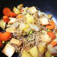 ベジタリアンも大丈夫!簡単肉じゃが風煮物