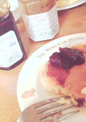 メジャーの材料で、ふわふわホットケーキ！-レシピのメイン写真