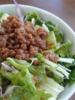 甘酢そぼろのサラダ丼♪(*^^*)-レシピのメイン写真
