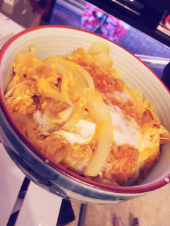余ったおかずをリメイク!激うまコロッケ丼-レシピのメイン写真