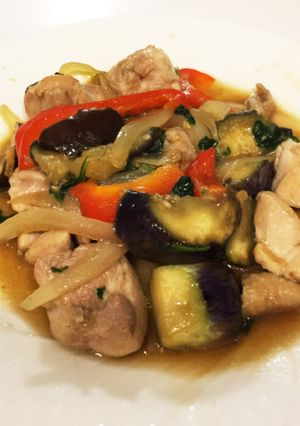 鶏と茄子のバジルエスニック炒め-レシピのメイン写真