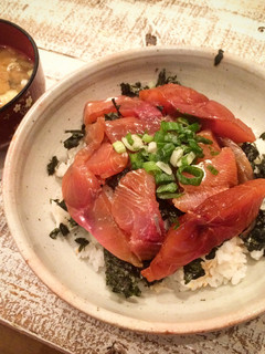 ブリのゴマ油だし醤油漬け丼-レシピのメイン写真