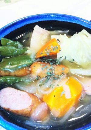 野菜コンソメスープ♥沢山キャベツ~!-レシピのメイン写真