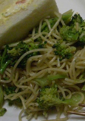 簡単☆ブロッコリーとアンチョビのパスタ-レシピのメイン写真