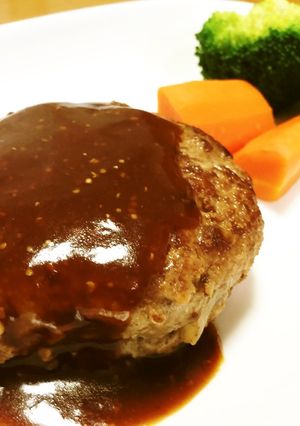 時短♪ソースを別に作るふっくらハンバーグ-レシピのメイン写真